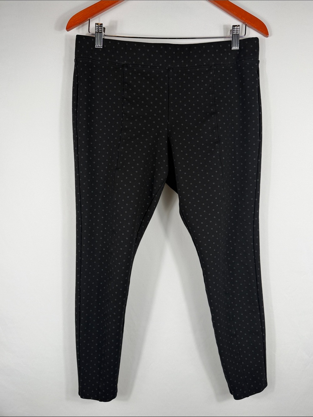 Old Navy Black Polka Dot Stevie Leggings. Womens Size L. Missing Care tag